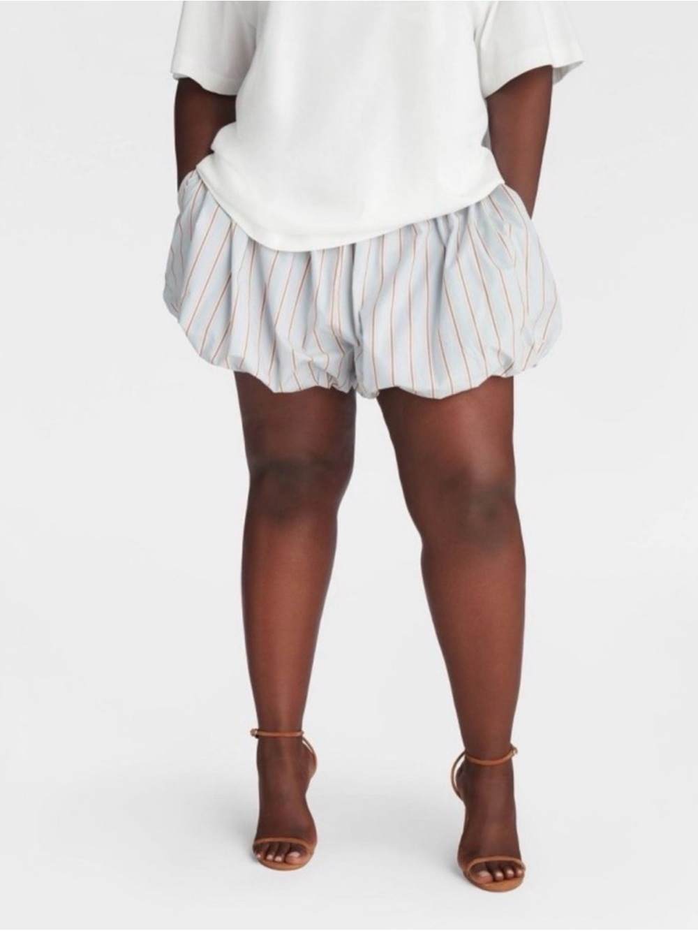 KBB by KAHLANA Women's Mid-Rise Pull-On 'The Bubble Shorts' - Blue Striped XL